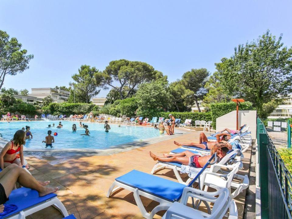 Residence Pierre Et Vacances De La Corniche D'Or Saint-Raphaël Kültér fotó